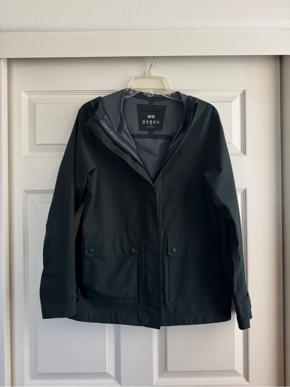 Uniqlo BlockTECH Jacket Coat with Hood